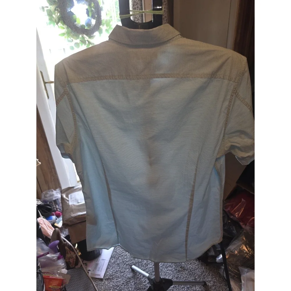 Banana Republic Short Sleeve Shirt  Mens Button-down.‎  Vacation, Resort,...